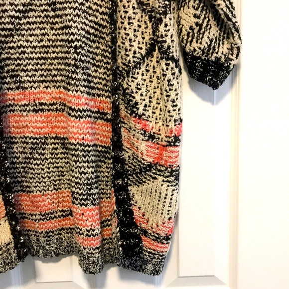 DYNAMITE 3/4 Sleeve Cable Knit Open Front Shrug - Picture 3 of 4